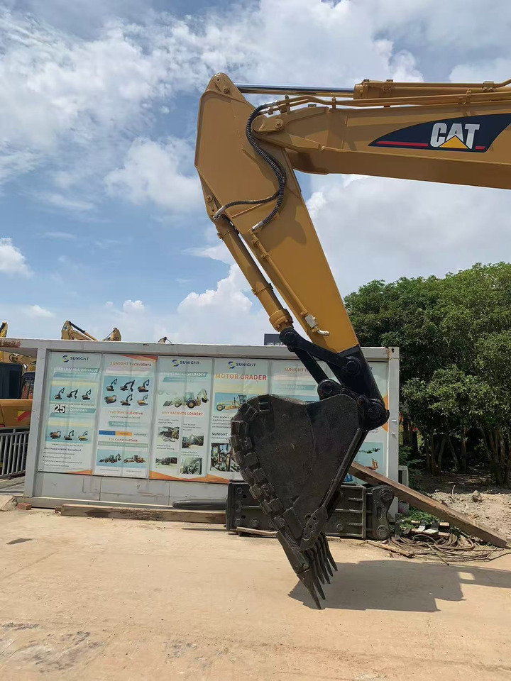 Caterpillar 30 ton Mining Excavator CAT 330B, 330BL - Pelle sur chenille: photos 4 Caterpillar 30 ton Mining Excavator CAT 330B, 330BL - Pelle sur chenille: photos 4