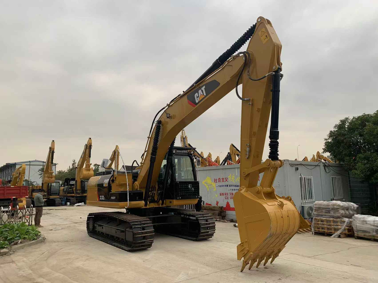 Caterpillar 323 Secondhand CAT Excavator Machine - Pelle sur chenille: photos 4 Caterpillar 323 Secondhand CAT Excavator Machine - Pelle sur chenille: photos 4