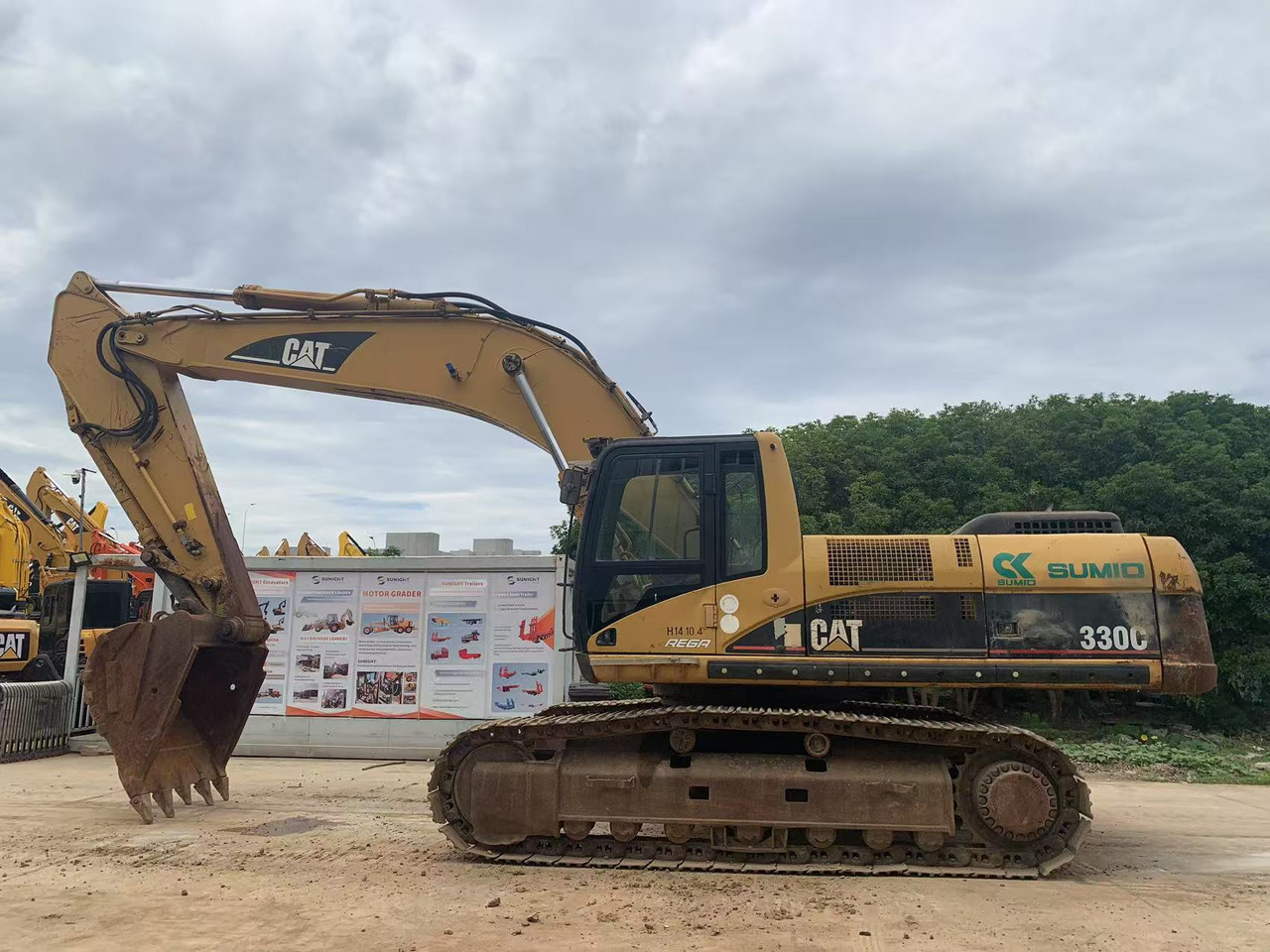 Caterpillar Excavator Original Color CAT 330CL, 330BL Used Condtion - Pelle sur chenille: photos 1 Caterpillar Excavator Original Color CAT 330CL, 330BL Used Condtion - Pelle sur chenille: photos 1