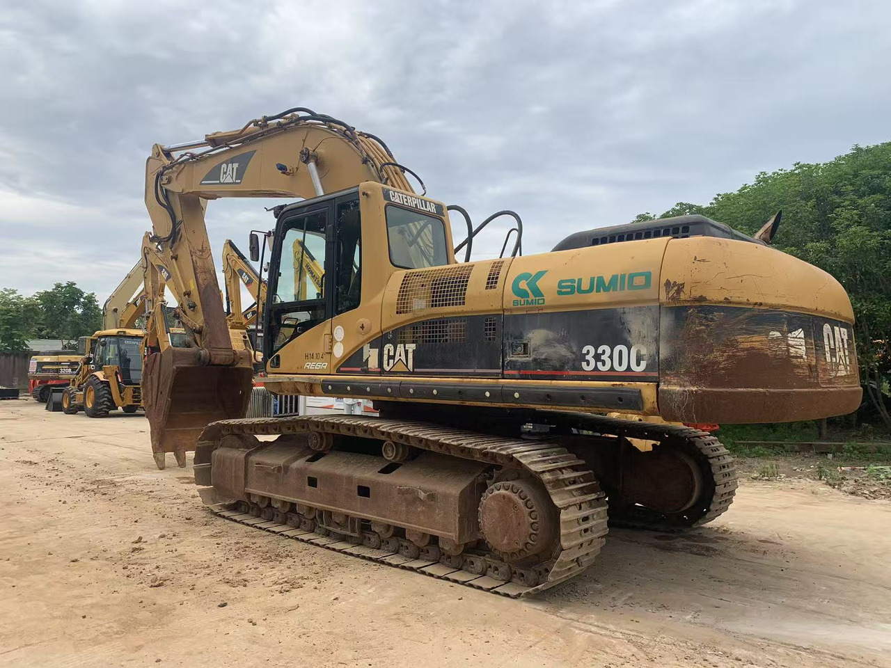 Caterpillar Excavator Original Color CAT 330CL, 330BL Used Condtion - Pelle sur chenille: photos 3 Caterpillar Excavator Original Color CAT 330CL, 330BL Used Condtion - Pelle sur chenille: photos 3