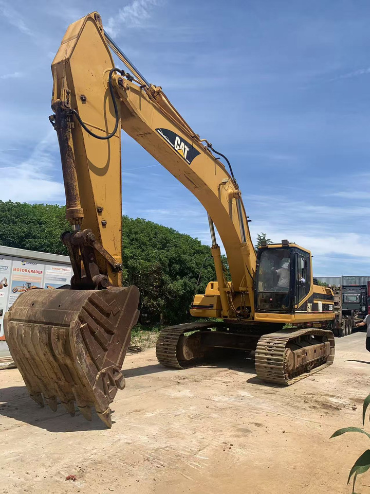 Caterpillar Secondhand Excavator CAT 330BL Original Excavator - Pelle sur chenille: photos 5 Caterpillar Secondhand Excavator CAT 330BL Original Excavator - Pelle sur chenille: photos 5
