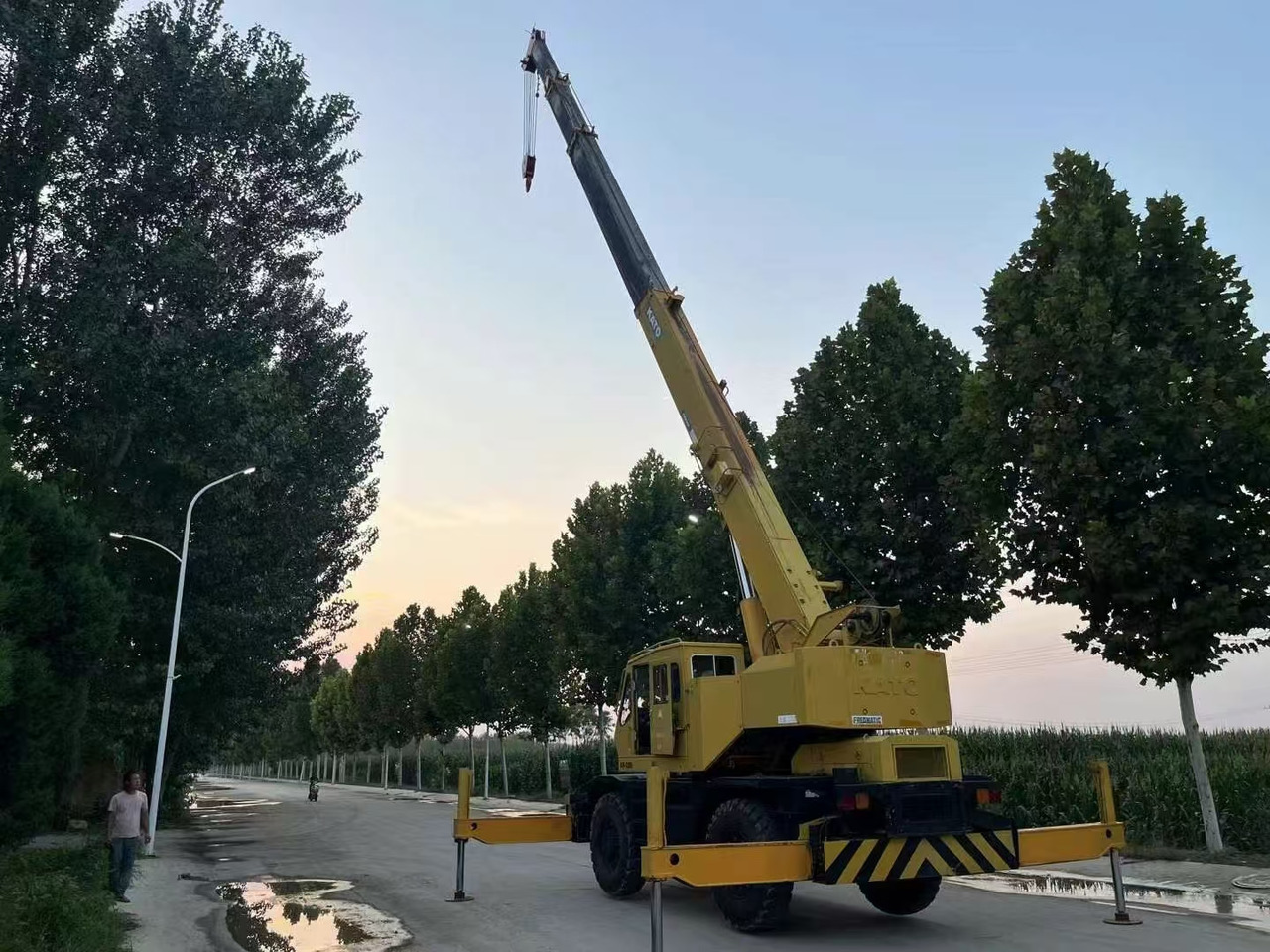 KATO KR250 Good Price 25 ton Rough Terrain Crane - Grue mobile: photos 3 KATO KR250 Good Price 25 ton Rough Terrain Crane - Grue mobile: photos 3