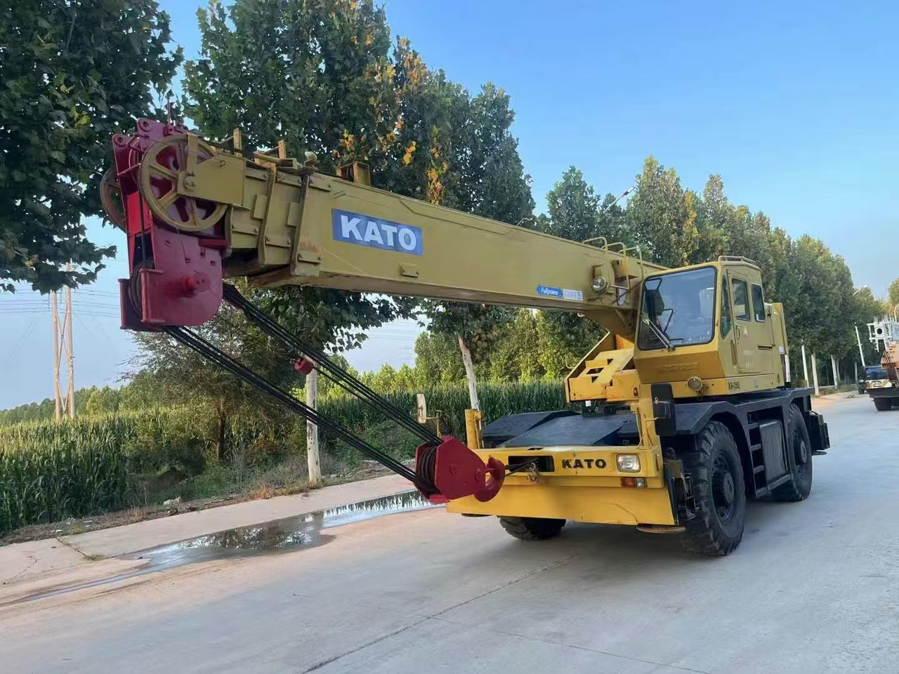 KATO KR250 Good Price 25 ton Rough Terrain Crane - Grue mobile: photos 2 KATO KR250 Good Price 25 ton Rough Terrain Crane - Grue mobile: photos 2