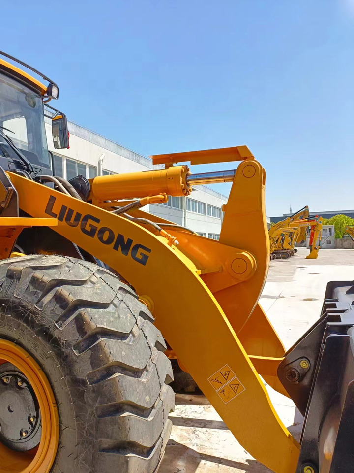 LIUGONG CLG856H Good Price 5 ton Front End Loader - Chargeuse sur pneus: photos 2 LIUGONG CLG856H Good Price 5 ton Front End Loader - Chargeuse sur pneus: photos 2