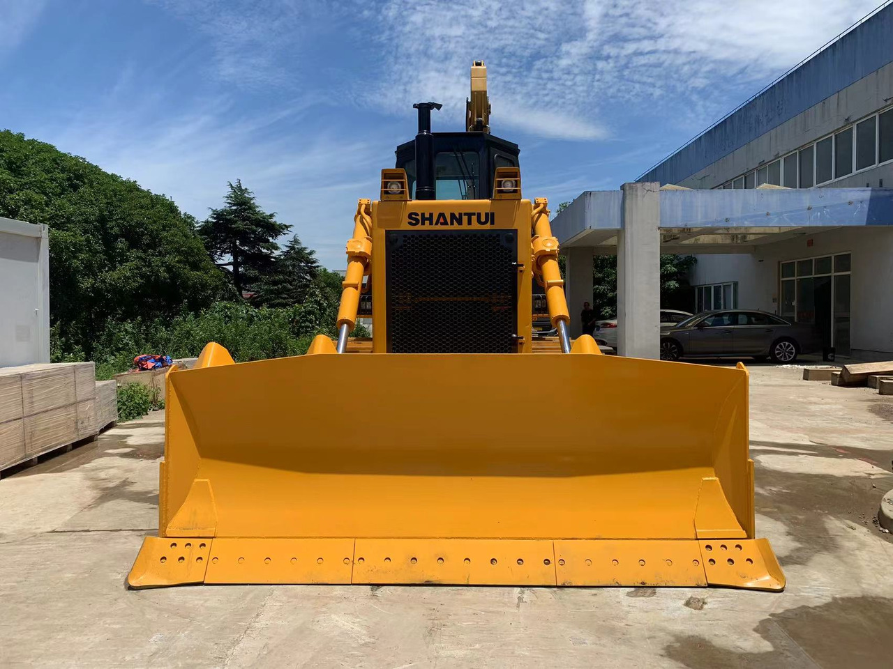 SHANTUI SD22 Bulldozer Good price on Sale - Bulldozer: photos 4 SHANTUI SD22 Bulldozer Good price on Sale - Bulldozer: photos 4