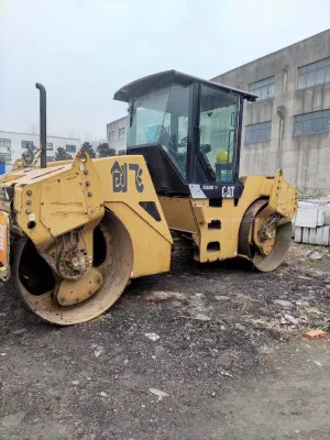 Used 12t Cat Tandem Double Drum CB 534D Double Drum Compactor for Asphalt - Rouleau compresseur: photos 4 Used 12t Cat Tandem Double Drum CB 534D Double Drum Compactor for Asphalt - Rouleau compresseur: photos 4