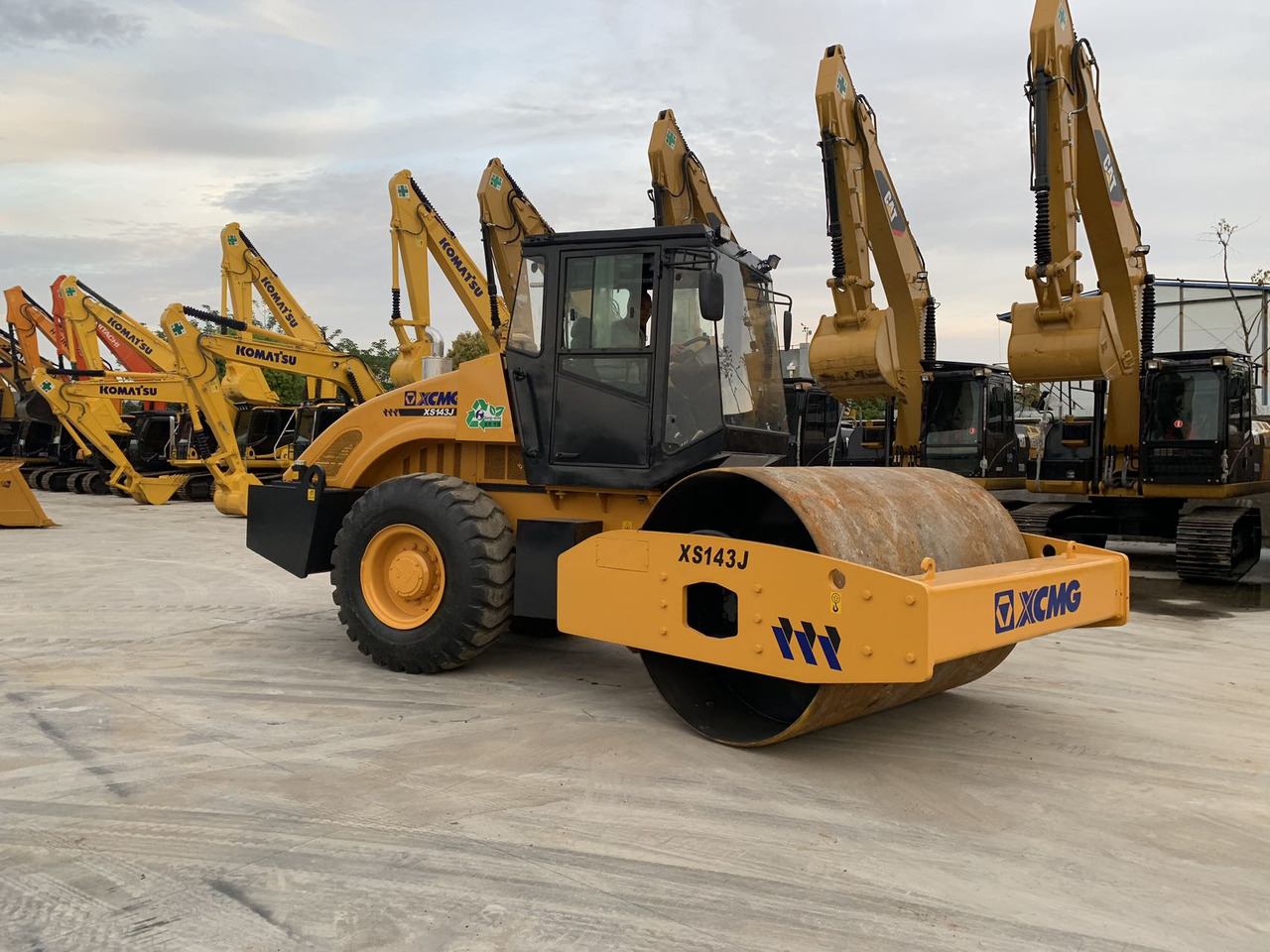 XCMG XS143J Vibratory Road roller Secondhand Condition - Rouleau compresseur: photos 3 XCMG XS143J Vibratory Road roller Secondhand Condition - Rouleau compresseur: photos 3