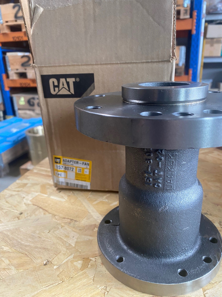 O&K Terex RH40 RH90 Cat 6015 6018 Fan Adapter 157-8072 - Pièces de rechange pour Engins de chantier: photos 3 O&K Terex RH40 RH90 Cat 6015 6018 Fan Adapter 157-8072 - Pièces de rechange pour Engins de chantier: photos 3