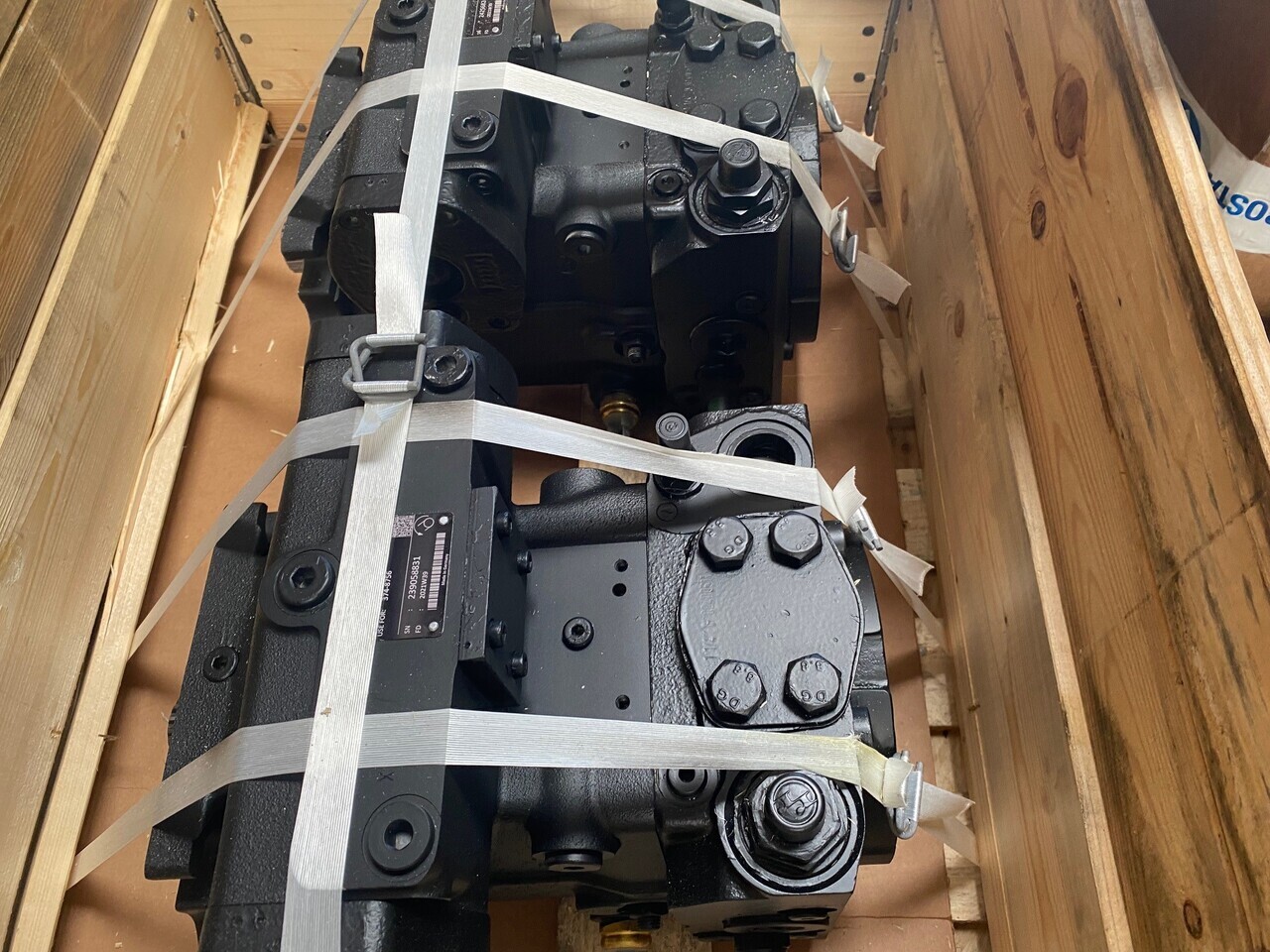 O&K Terex RH90 6018 Swing pump 3748756 4235712 471-5739 20R-2030 - Pièces de rechange: photos 1 O&K Terex RH90 6018 Swing pump 3748756 4235712 471-5739 20R-2030 - Pièces de rechange: photos 1