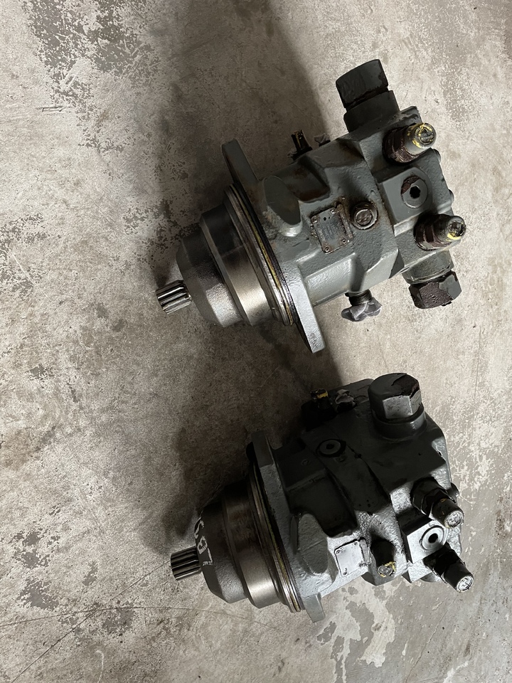 LIEBHERR - Moteur hydraulique pour Pelle sur chenille: photos 3 LIEBHERR - Moteur hydraulique pour Pelle sur chenille: photos 3