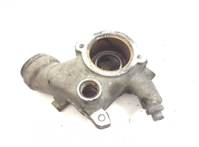 MAN MAN Thermostat housing 51064040098 D0834 D0836 - Condenseur: photos 3 MAN MAN Thermostat housing 51064040098 D0834 D0836 - Condenseur: photos 3