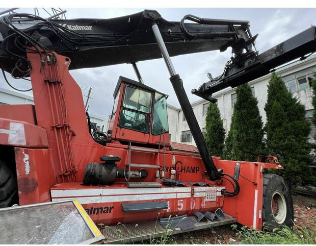 2008 KALMAR DRD420-60S5K - Reach stacker: photos 1 2008 KALMAR DRD420-60S5K - Reach stacker: photos 1