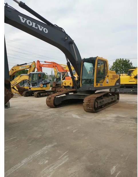 Pelle sur chenille 2016 Volvo EC240BLC: photos 11