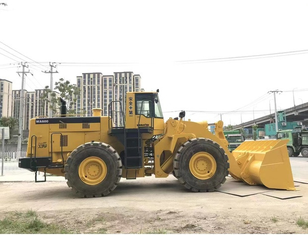 2019 Komatsu WA600 - Chargeuse sur pneus: photos 3 2019 Komatsu WA600 - Chargeuse sur pneus: photos 3