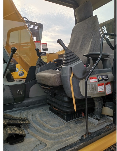 2020 Caterpillar 312D2 - Pelle sur chenille: photos 5 2020 Caterpillar 312D2 - Pelle sur chenille: photos 5