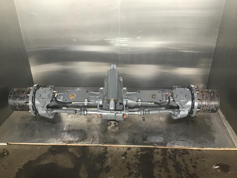 Liebherr A904C Li / A920 / A922 RAIL / A924 RAIL / LH24 M / A900C - Essieu avant: photos 2 Liebherr A904C Li / A920 / A922 RAIL / A924 RAIL / LH24 M / A900C - Essieu avant: photos 2