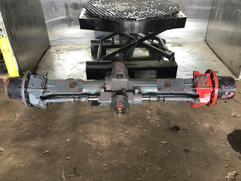 Liebherr APLB755 - Essieu avant: photos 2 Liebherr APLB755 - Essieu avant: photos 2