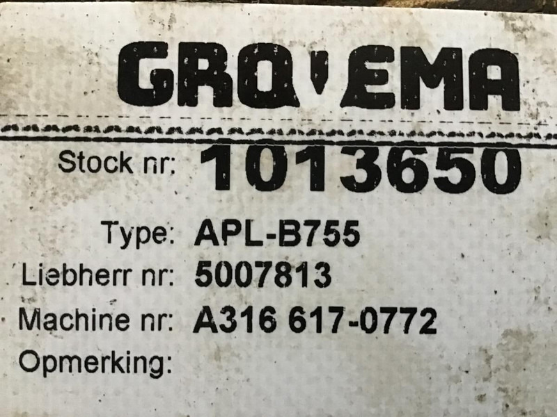 Liebherr APLB755 - Essieu avant: photos 3 Liebherr APLB755 - Essieu avant: photos 3