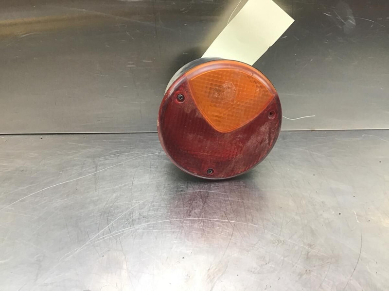 Liebherr Brake Light - Feu arrière: photos 1 Liebherr Brake Light - Feu arrière: photos 1