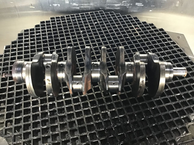 Liebherr Crankshaft D924 - Vilebrequin: photos 2 Liebherr Crankshaft D924 - Vilebrequin: photos 2