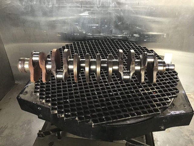 Liebherr Crankshaft D926 - Vilebrequin: photos 1 Liebherr Crankshaft D926 - Vilebrequin: photos 1