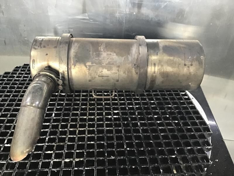 Liebherr DPVPO108 - Silencieux: photos 2 Liebherr DPVPO108 - Silencieux: photos 2