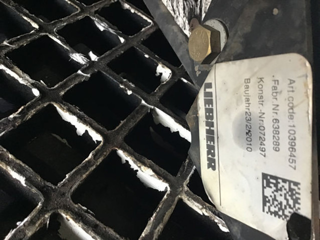 Liebherr Engine Hood Small - Capot: photos 4 Liebherr Engine Hood Small - Capot: photos 4