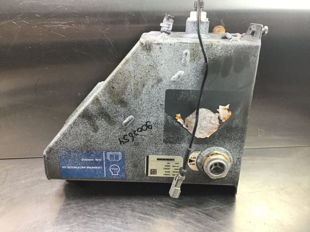 Liebherr Equalizing Reservoir - Vase d'expansion: photos 2 Liebherr Equalizing Reservoir - Vase d'expansion: photos 2