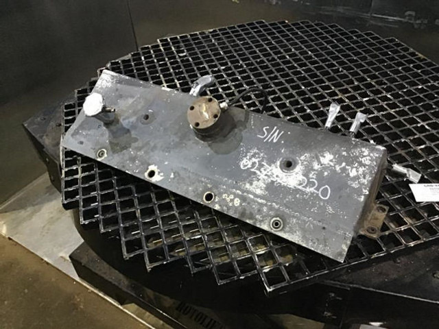 Liebherr Equalizing Reservoir - Vase d'expansion: photos 3 Liebherr Equalizing Reservoir - Vase d'expansion: photos 3