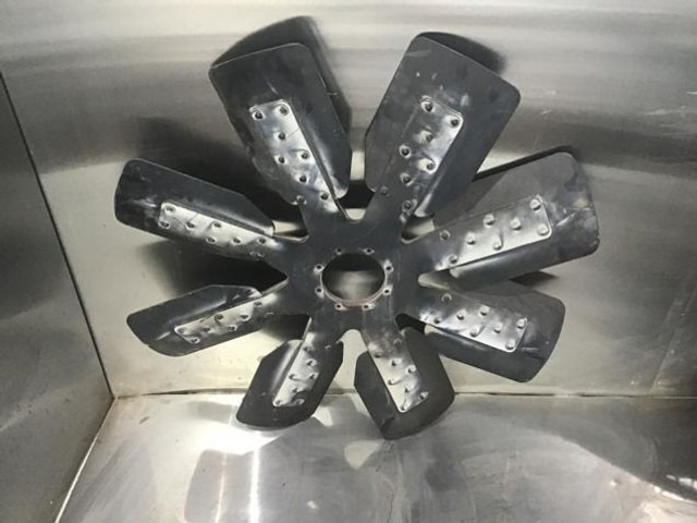 Liebherr Fan Blade - Ventilateur: photos 4 Liebherr Fan Blade - Ventilateur: photos 4