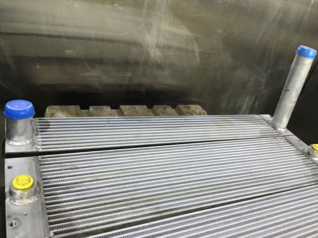 Liebherr Inter Cooler - Intercooler: photos 2 Liebherr Inter Cooler - Intercooler: photos 2