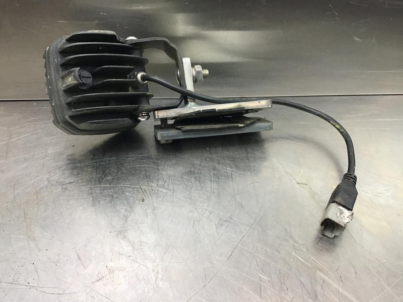 Liebherr LH35 M / LH50 M / LH40 M / LH50 MHR / LH35 MT / A916 / A918 / A918 COMPACT / A920 / A922 RAIL / A924 / A924 RAIL / A928 / LH22 M - Feu avant: photos 1 Liebherr LH35 M / LH50 M / LH40 M / LH50 MHR / LH35 MT / A916 / A918 / A918 COMPACT / A920 / A922 RAIL / A924 / A924 RAIL / A928 / LH22 M - Feu avant: photos 1