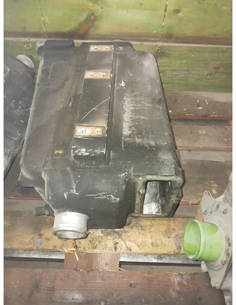 Liebherr - Intercooler: photos 1 Liebherr - Intercooler: photos 1