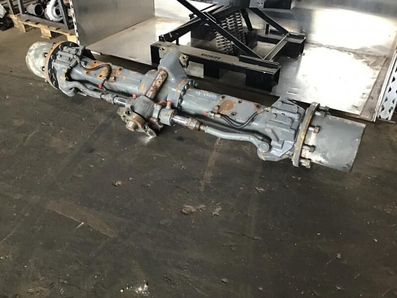 Liebherr MS-E3060 - Essieu avant: photos 1 Liebherr MS-E3060 - Essieu avant: photos 1