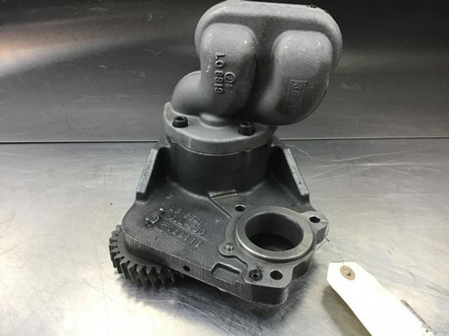 Liebherr Oil Pump - Pompe à huile: photos 5 Liebherr Oil Pump - Pompe à huile: photos 5