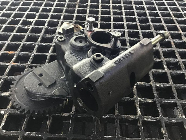 Liebherr Oil Pump - Pompe à huile: photos 1 Liebherr Oil Pump - Pompe à huile: photos 1