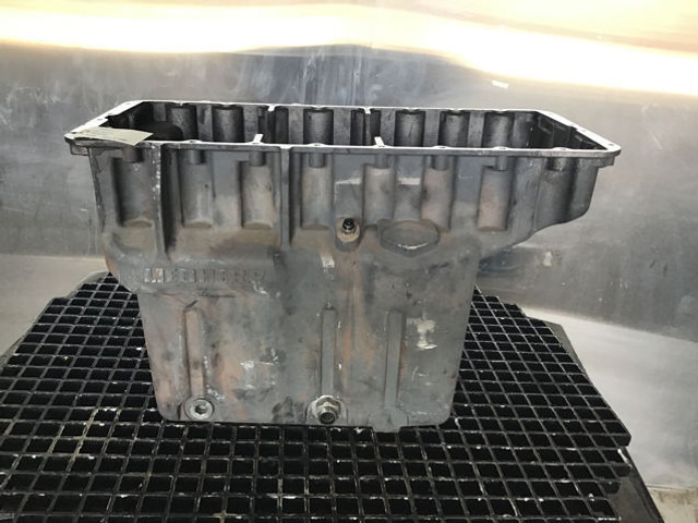 Liebherr Oil Sump - Carter: photos 2 Liebherr Oil Sump - Carter: photos 2
