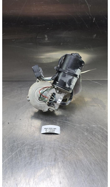 Liebherr PR766 - Essuie-glace: photos 1 Liebherr PR766 - Essuie-glace: photos 1