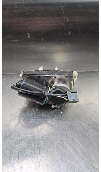 Liebherr PR766 - Essuie-glace: photos 1 Liebherr PR766 - Essuie-glace: photos 1