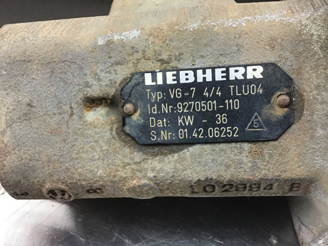 Liebherr Pilot Control Unit - Levier de vitesse: photos 4 Liebherr Pilot Control Unit - Levier de vitesse: photos 4