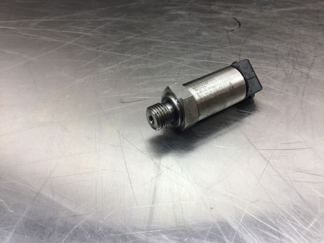 Capteur Liebherr Pressure Transmitter: photos 15 Capteur Liebherr Pressure Transmitter: photos 15