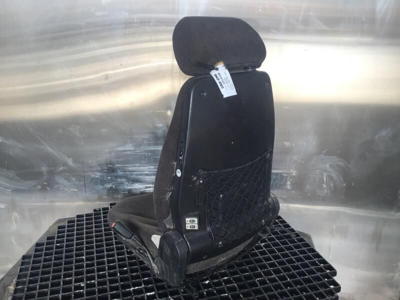 Liebherr R926 COMP / R946 LC / R946 LC-V / R946 NLC / R946 S-HD / R950 / R950 LC-V / R950 S-HD / R922 LC / R926 LC / R920 LC / R920 NLC / - Siège: photos 2 Liebherr R926 COMP / R946 LC / R946 LC-V / R946 NLC / R946 S-HD / R950 / R950 LC-V / R950 S-HD / R922 LC / R926 LC / R920 LC / R920 NLC / - Siège: photos 2