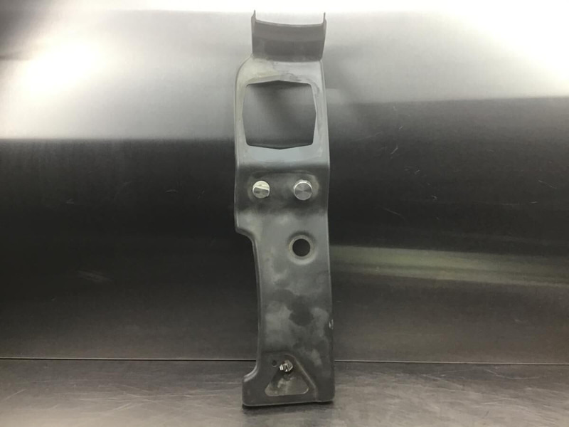 Liebherr R956 / R926 LC / R926 NLC - Pare-chocs: photos 1 Liebherr R956 / R926 LC / R926 NLC - Pare-chocs: photos 1