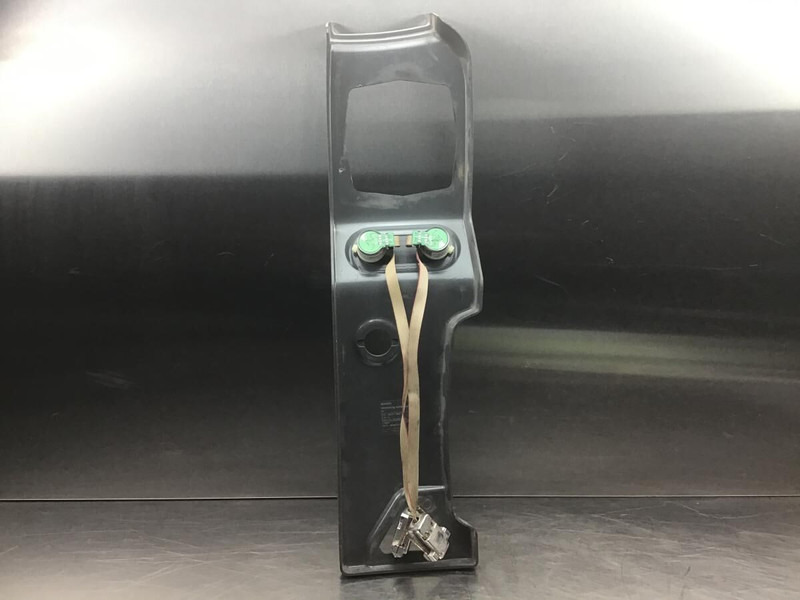 Liebherr R956 / R926 LC / R926 NLC - Pare-chocs: photos 2 Liebherr R956 / R926 LC / R926 NLC - Pare-chocs: photos 2