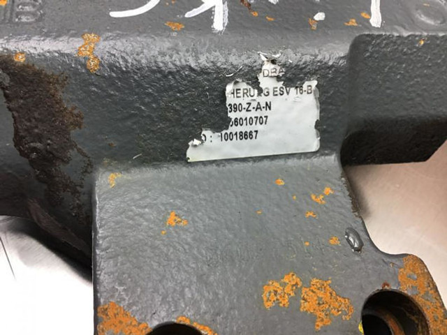 Liebherr Safety Valve - Valve: photos 3 Liebherr Safety Valve - Valve: photos 3