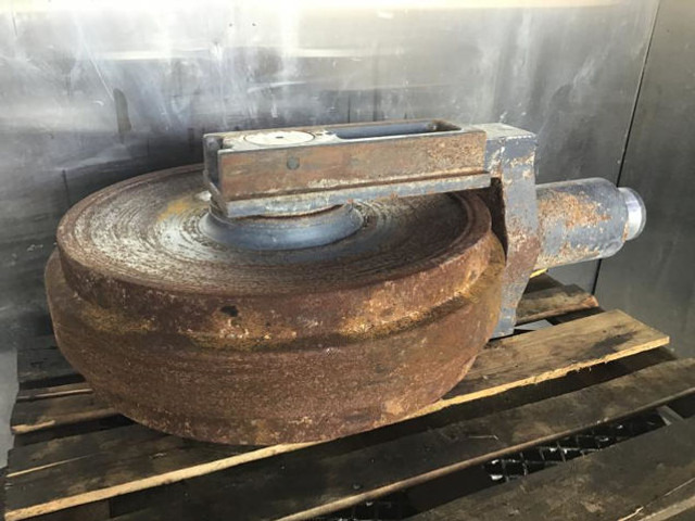 Pièces de rechange Liebherr Guide Wheel D8L: photos 10