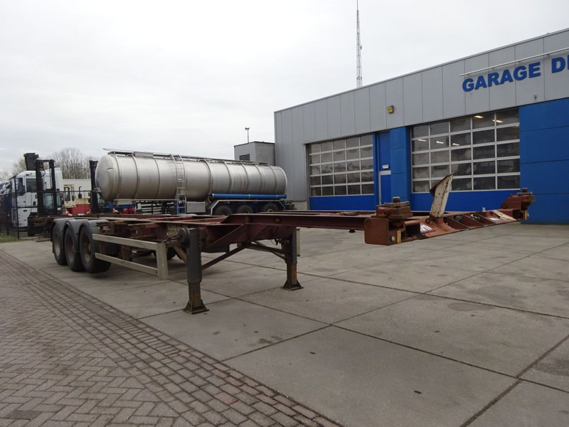 Renders ROC 12.27 Container Chassis / SAF + DRUM / Lift Axle - Semi-remorque porte-conteneur/ Caisse mobile: photos 3 Renders ROC 12.27 Container Chassis / SAF + DRUM / Lift Axle - Semi-remorque porte-conteneur/ Caisse mobile: photos 3