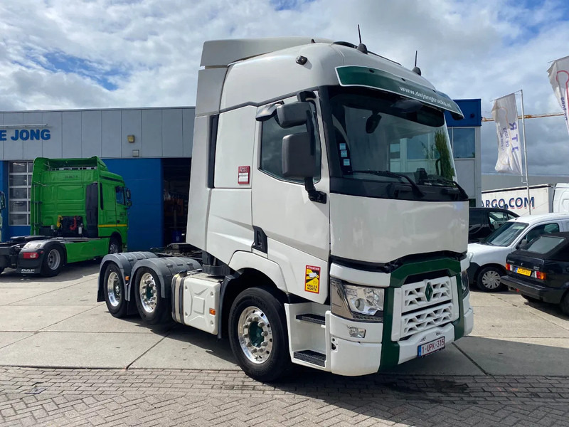 Renault T520 Comfort / 6x2/4 / Steering Axle / Hub Reduction / 208.250Km - Tracteur routier: photos 3 Renault T520 Comfort / 6x2/4 / Steering Axle / Hub Reduction / 208.250Km - Tracteur routier: photos 3