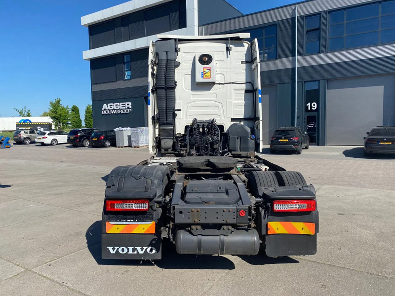 Volvo FH 13.500 Globetrotter / Full Spoilers / Stand Airco / Hydraulic - Tracteur routier: photos 5 Volvo FH 13.500 Globetrotter / Full Spoilers / Stand Airco / Hydraulic - Tracteur routier: photos 5