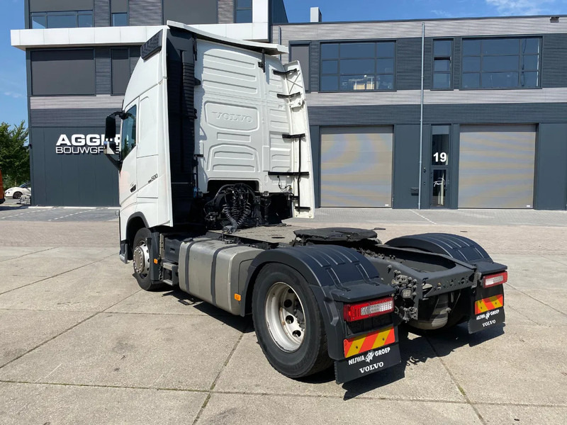 Volvo FH 13.500 Globetrotter XL / I-parkCool / 2x Tank - Tracteur routier: photos 4 Volvo FH 13.500 Globetrotter XL / I-parkCool / 2x Tank - Tracteur routier: photos 4